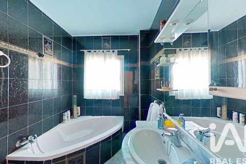 Продажа дома в Рокетес, Таррагона, Испания 4 спальни, 403м2 №172158 - фото 10