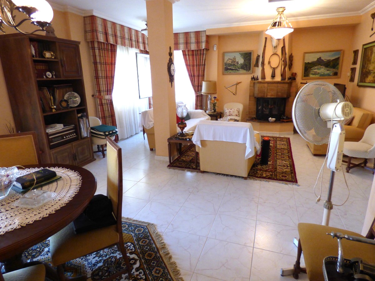 Villa à Benidorm, Alicante, Espagne 6 chambres, 253 m2 No. 192485