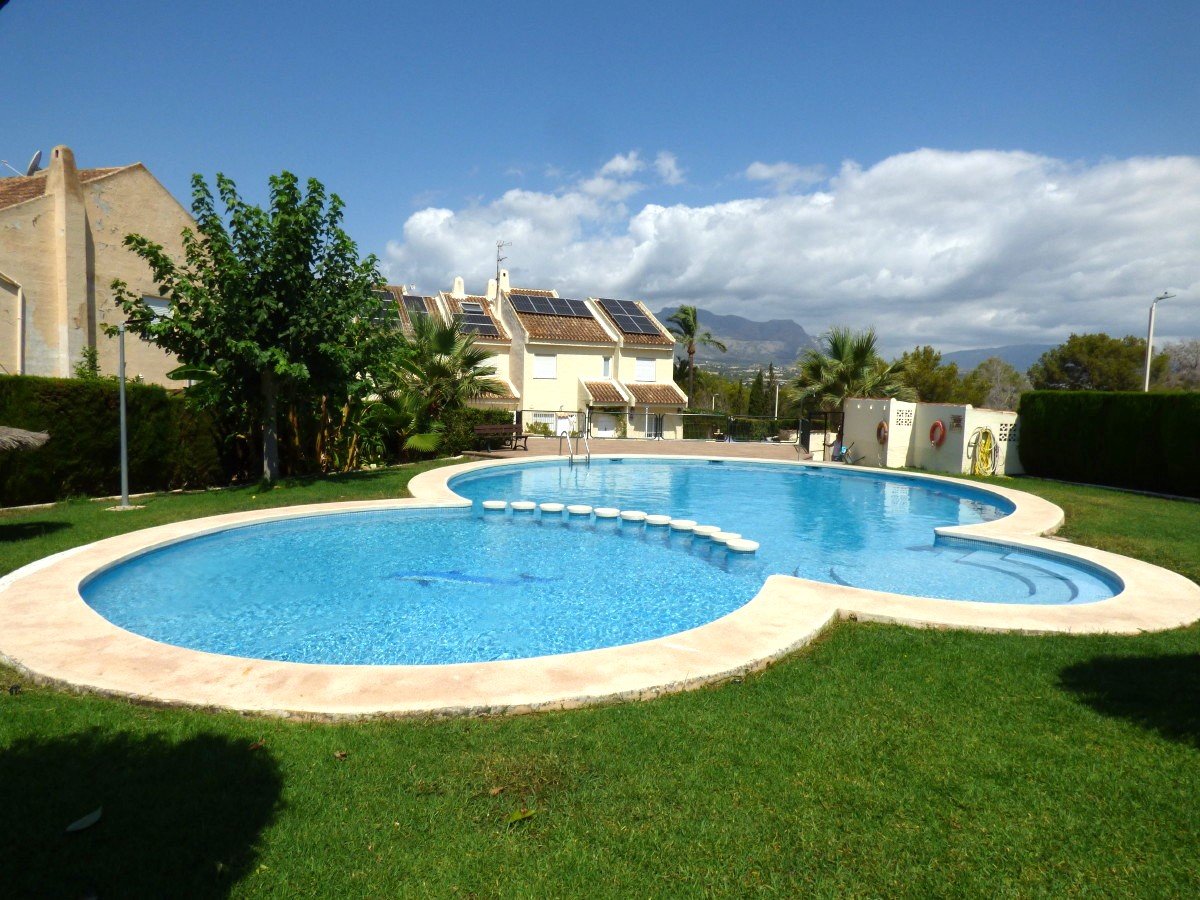 Villa à Benidorm, Alicante, Espagne 6 chambres, 253 m2 No. 192485