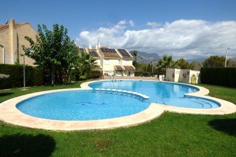 Villa zum Verkauf in Benidorm, Alicante, Spanien 6 Schlafzimmer, 253 m2 Nr. 192485 - Foto 2
