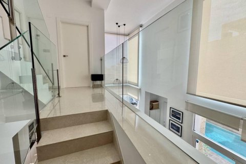 Villa for sale Ciudad Quesada, Alicante, Spain 3 bedrooms, 100 sq.m. No. 112991 - photo 17