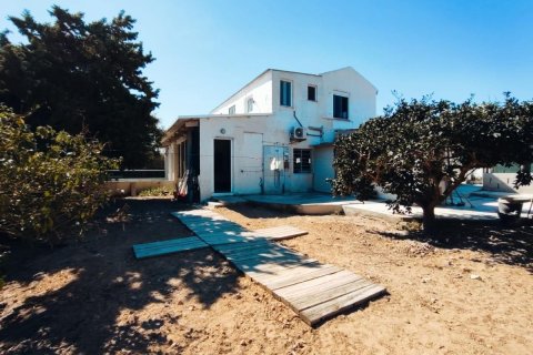 Сasa en venta Guardamar del Segura, Alicante, España 5 dormitorios, 184 m2 No. 112987 - foto 1