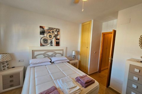 Hus till salu La Zenia, Alicante, Spanien 3 sovrum, 130 kvm. Nr. 112986 - foto 28