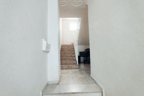 Apartment for sale Guardamar del Segura, Alicante, Spain 4 bedrooms, 130 sq.m. No. 112988 - photo 26