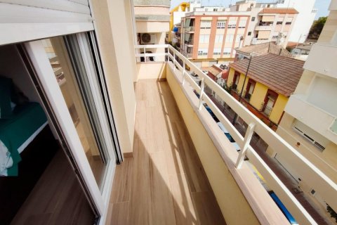 Apartment for sale Guardamar del Segura, Alicante, Spain 4 bedrooms, 130 sq.m. No. 112988 - photo 2