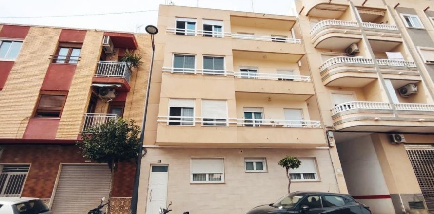 Apartment Guardamar del Segura, Alicante, Spain 4 bedrooms, 130 sq.m. No. 112988