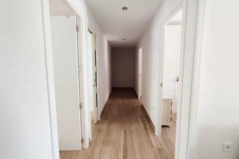 Apartment for sale Guardamar del Segura, Alicante, Spain 4 bedrooms, 130 sq.m. No. 112988 - photo 9