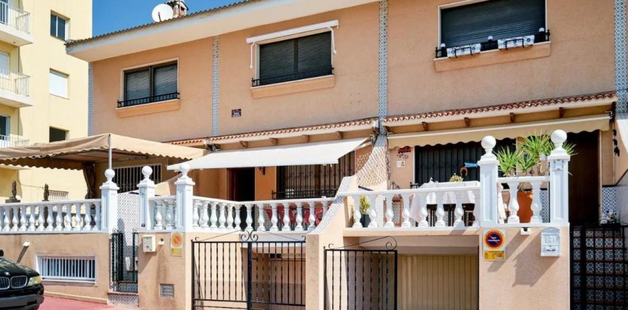 Villa Guardamar del Segura, Alicante, España 4 dormitorios, 168 m2 No. 112992