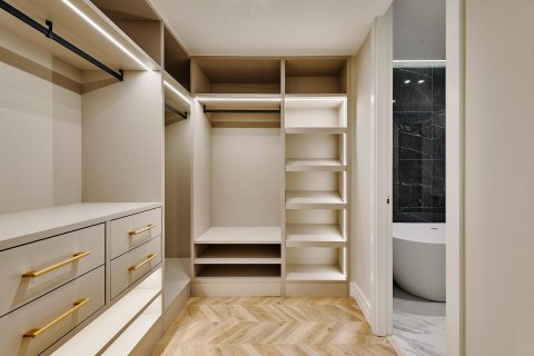 Apartment à vendre à Madrid, Espagne, 3 chambres, 197 m2 No. 165539 - photo 14