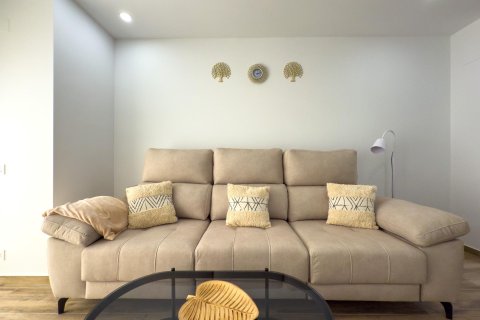 Apartamento en alquiler en Alicante, España 1 dormitorio, 55 m2 No. 165536 - foto 10