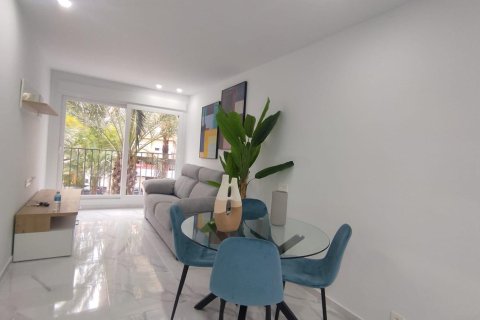 Apartamento en alquiler en Alicante, España 1 dormitorio, 55 m2 No. 165538 - foto 5