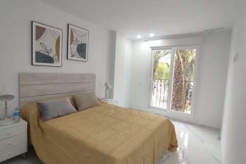 Apartamento en alquiler en Alicante, España 1 dormitorio, 55 m2 No. 165538 - foto 17