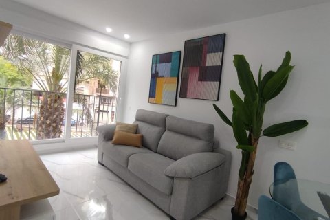 Apartamento en alquiler en Alicante, España 1 dormitorio, 55 m2 No. 165538 - foto 6
