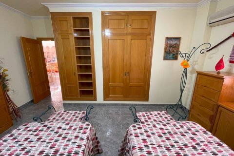 Townhouse for sale La Union, Murcia, Spain 4 bedrooms,  No. 115893 - photo 28