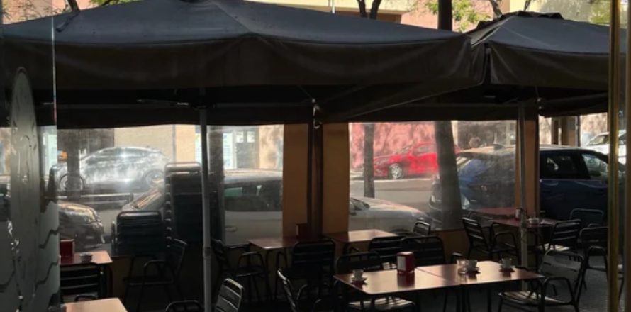 Liikekiinteistö Mollet Del Valles, Barcelona, Espanja 80 m2 No. 172077