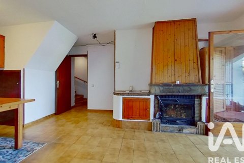 Radhus till salu i Creixell, Tarragona, Spanien 3 sovrum, 72 kvm. Nr. 172071 - foto 16