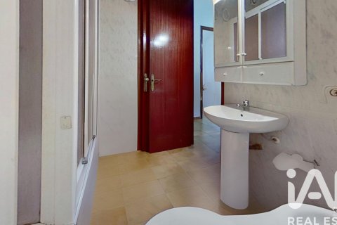 Radhus till salu i Creixell, Tarragona, Spanien 3 sovrum, 72 kvm. Nr. 172071 - foto 21