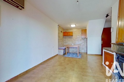 Radhus till salu i Creixell, Tarragona, Spanien 3 sovrum, 72 kvm. Nr. 172071 - foto 15