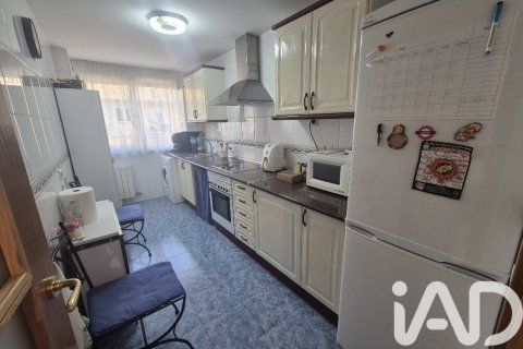 Apartment for sale in Villares de la Reina, Salamanca, Spain 3 bedrooms, 99 sq.m. No. 185033 - photo 24