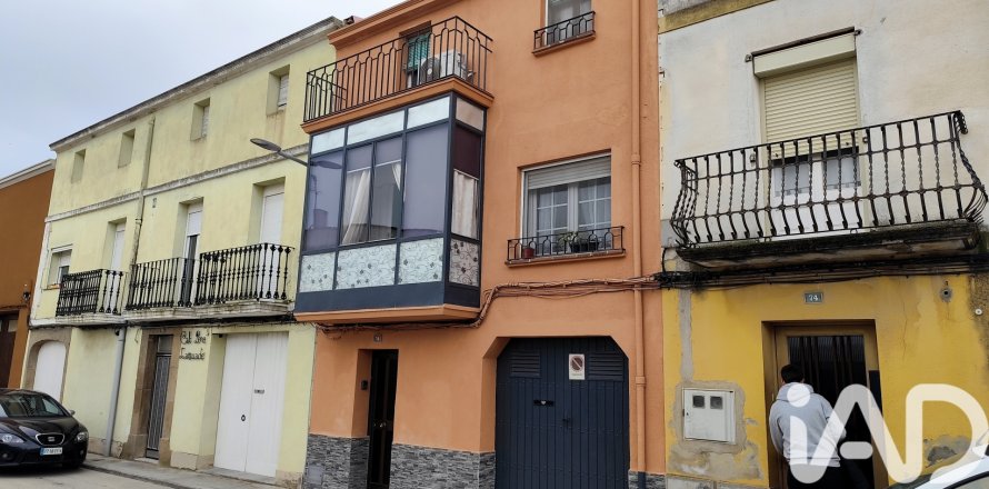 Villa in Spanien 2 Schlafzimmer, 355 m2 Nr. 185031