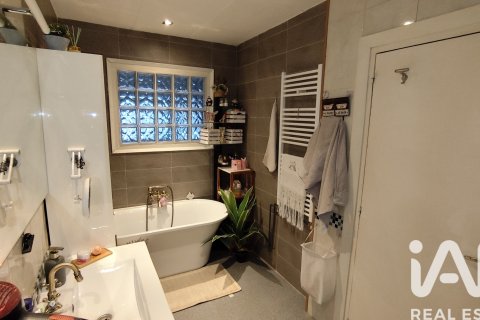 Villa zum Verkauf in Spanien 2 Schlafzimmer, 355 m2 Nr. 185031 - Foto 17