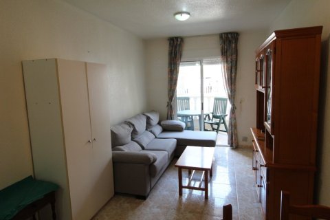 Apartment for rent in Torrevieja, Alicante, Spain 1 bedroom, 43 sq.m. No. 165130 - photo 4