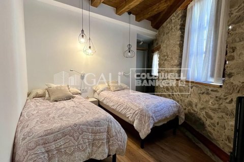 House for rent in Principado De Andorra (Ninguna Poblacion Tiene C.P.), Lleida, Spain 3 bedrooms, 200 sq.m. No. 160453 - photo 13