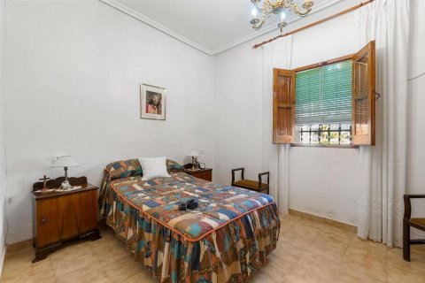 House à vendre à Orihuela, Alicante, Espagne, 4 chambres, 267 m2 No. 149173 - photo 7