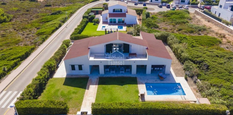 Villa Es Mercadal, Menorca, España 7 dormitorios, 230 m2 No. 76635