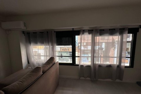 Huoneisto vuokrattavana Alicante, Espanja, 1 makuuhuone, 40 m2 No. 166280 - kuva 6