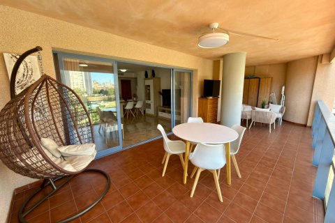 Apartamento en venta en Villajoyosa, Alicante, España 2 dormitorios, 98 m2 No. 166281 - foto 2