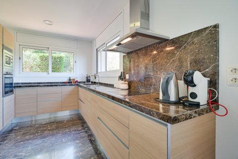 Dom w Platja D'aro, Girona, Hiszpania 4 sypialnie, 447 mkw. nr 166284 – zdjęcie 12