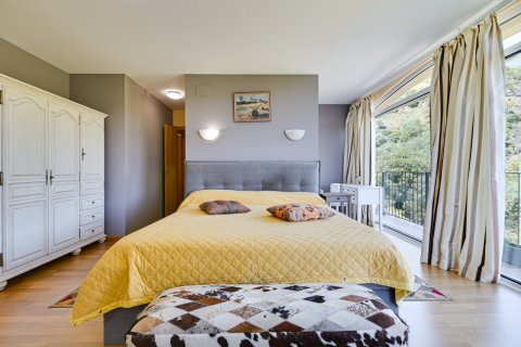 Dom w Platja D'aro, Girona, Hiszpania 4 sypialnie, 447 mkw. nr 166284 – zdjęcie 17