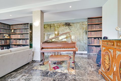 Dom w Platja D'aro, Girona, Hiszpania 4 sypialnie, 447 mkw. nr 166284 – zdjęcie 8