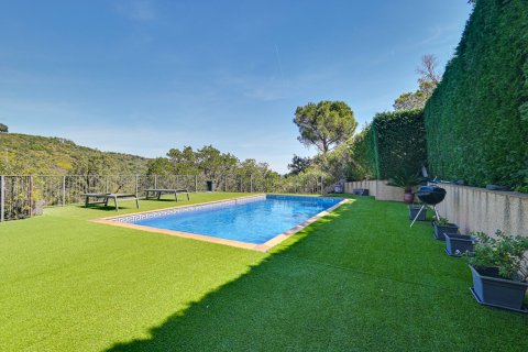 Dom w Platja D'aro, Girona, Hiszpania 4 sypialnie, 447 mkw. nr 166284 – zdjęcie 2