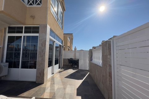 Bungalow zum Verkauf in Torrevieja, Alicante, Spanien 2 Schlafzimmer, 53 m2 Nr. 166278 - Foto 24