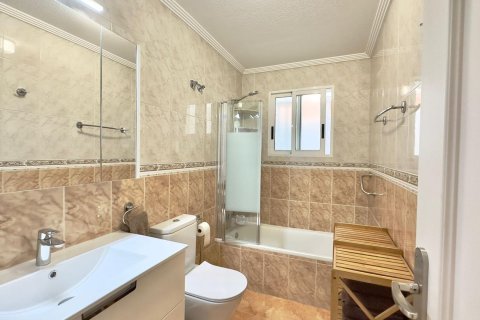 Bungalow zum Verkauf in Torrevieja, Alicante, Spanien 2 Schlafzimmer, 53 m2 Nr. 166278 - Foto 17