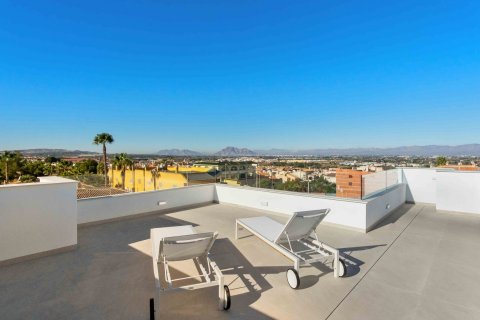 Villa till salu Alicante, Spanien 3 sovrum, 136 kvm. Nr. 77056 - foto 17