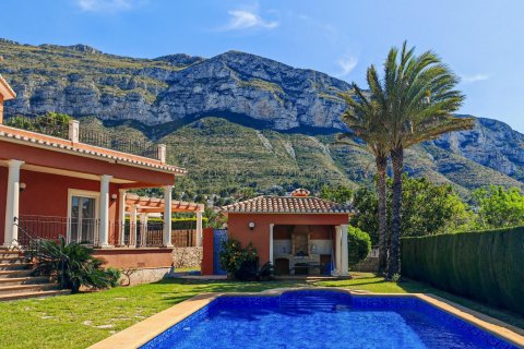 Villa for sale in Denia, Alicante, Spain 4 bedrooms, 292 sq.m. No. 193605 - photo 5