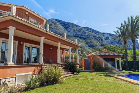 Villa for sale in Denia, Alicante, Spain 4 bedrooms, 292 sq.m. No. 193605 - photo 7