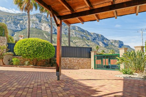 Villa for sale in Denia, Alicante, Spain 3 bedrooms, 181 sq.m. No. 193604 - photo 8