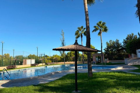 Apartment in Los Altos, Alicante, Spain 6 bedrooms, 219 sq.m. No. 196761