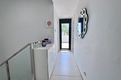 Townhouse for sale in Cabo Roig, Alicante, Spain 3 bedrooms, 123 sq.m. No. 196803 - photo 24