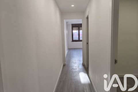 Huoneisto myytävänä El Vendrell, Tarragona, Espanja, 3 makuuhuonetta, 106 m2 No. 185122 - kuva 13