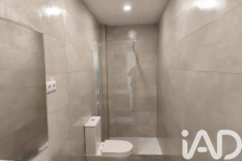 Huoneisto myytävänä El Vendrell, Tarragona, Espanja, 3 makuuhuonetta, 106 m2 No. 185122 - kuva 15