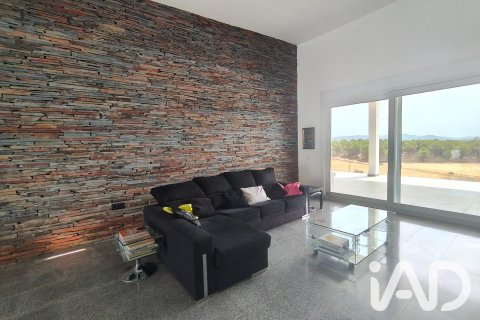 House à vendre à Alburquerque, Badajoz, Espagne, 3 chambres, 465 m2 No. 188114 - photo 19