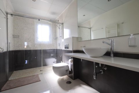 Apartment à vendre à Dona Pepa, Alicante, Espagne, 3 chambres, 358 m2 No. 165405 - photo 18