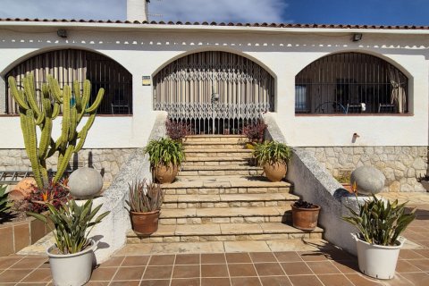 House à vendre à Cubelles, Barcelona, Espagne, 4 chambres, 200 m2 No. 172491 - photo 5