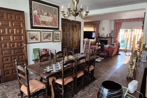 House à vendre à Cubelles, Barcelona, Espagne, 4 chambres, 200 m2 No. 172491 - photo 6
