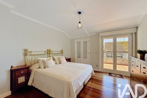 Talo myytävänä Cambados, Pontevedra, Espanja, 6 makuuhuonetta, 418 m2 No. 172487 - kuva 18